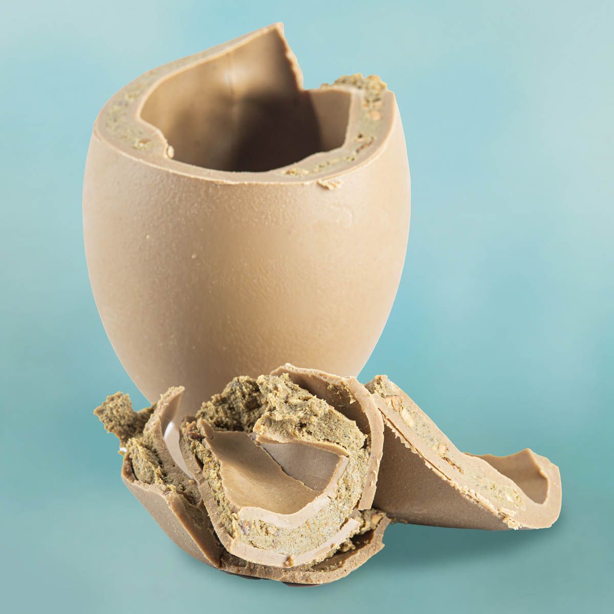 White Chocolate-Pistachio Iconic Egg