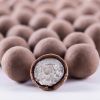 Coconut-milk chocolate dragées