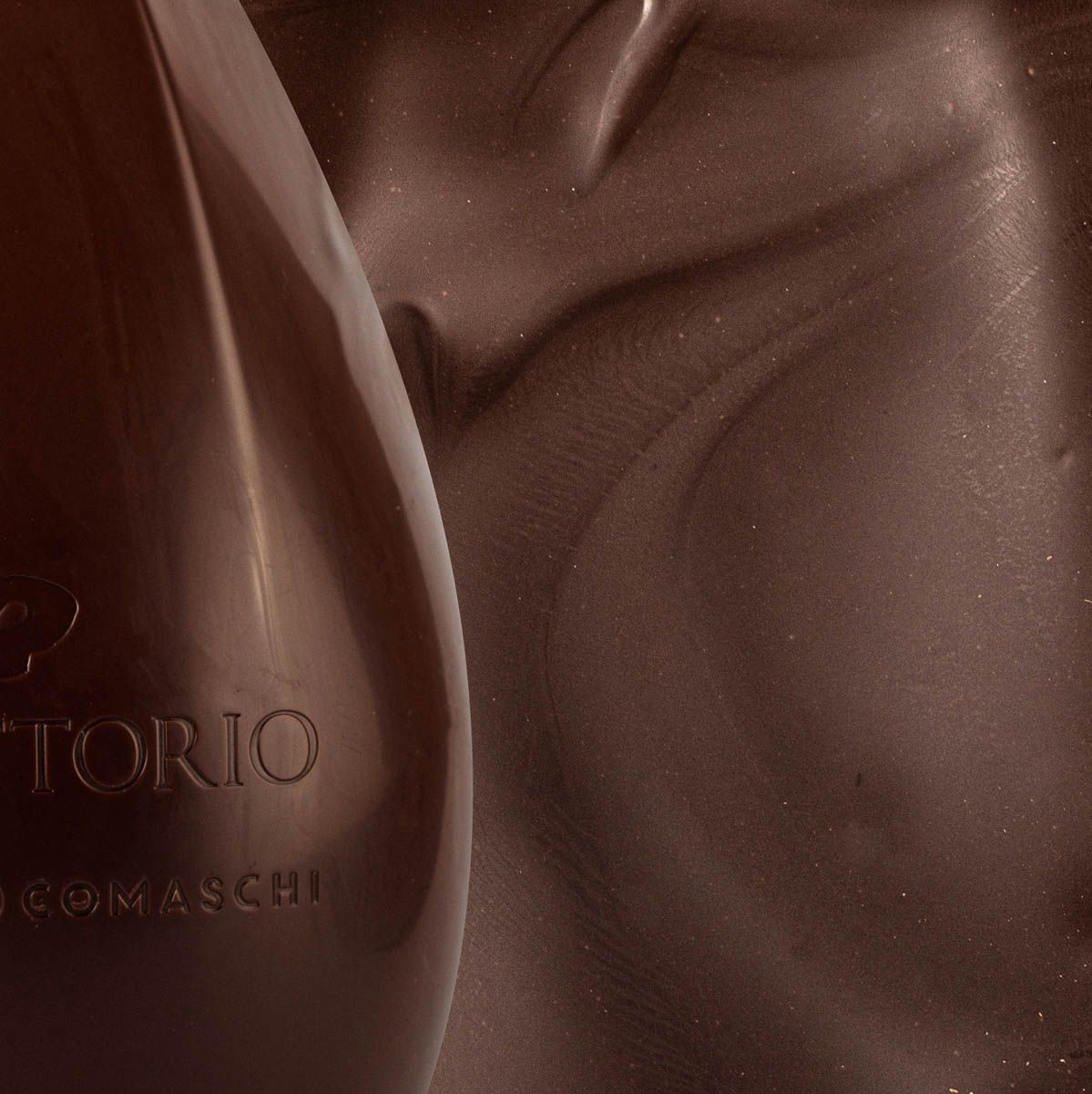 Dark Chocolate Iconic Egg